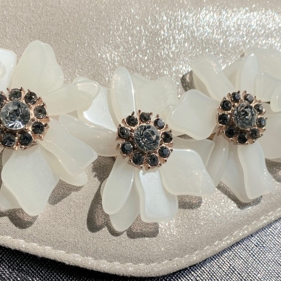 Kate Landry Beaded Floral Embellished Envelope Evening Bag Crossbody Clutch - Picture 10 of 11
